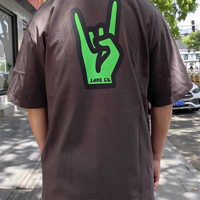 市场上装-T恤-休闲T恤