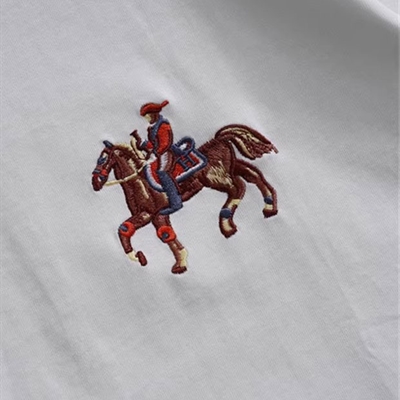 市场上装-T恤-欧货T恤