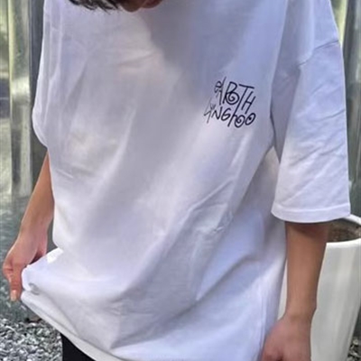 市场上装-T恤-电商T恤