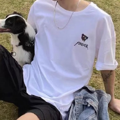 市场上装-T恤-电商T恤