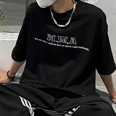 市场上装-T恤-电商T恤