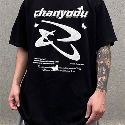 市场上装-T恤-电商T恤