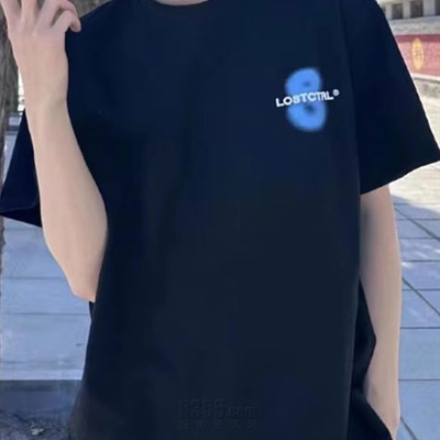 市场上装-T恤-电商T恤