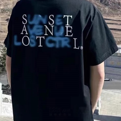 市场上装-T恤-电商T恤