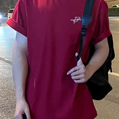 市场上装-T恤-休闲T恤