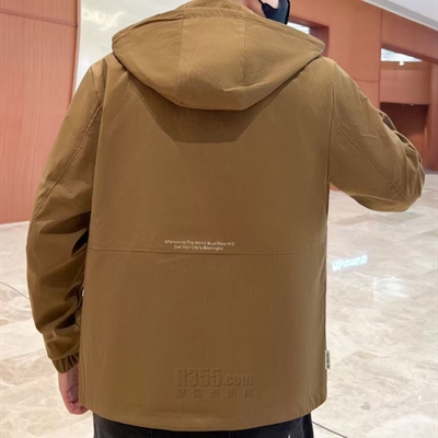 市场上装-夹克-休闲夹克