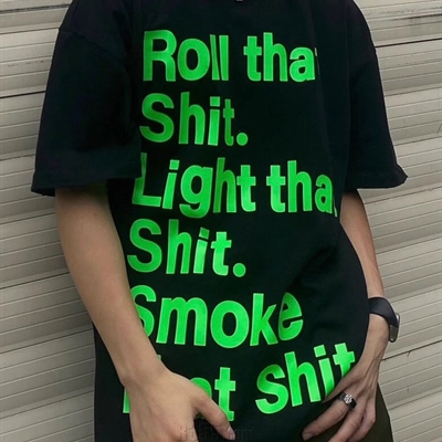 市场上装-T恤-电商T恤