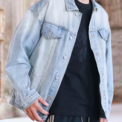 市场上装-夹克-休闲夹克