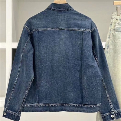 市场上装-夹克-休闲夹克