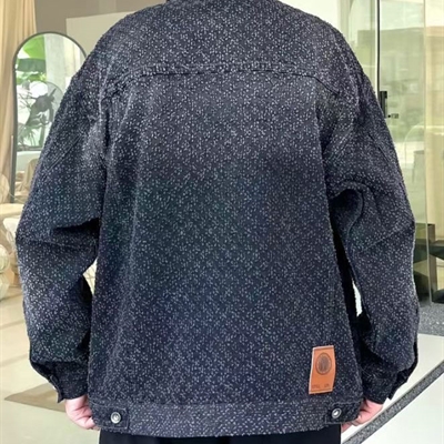 市场上装-夹克-休闲夹克