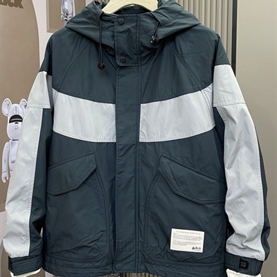 市场上装-夹克-休闲夹克