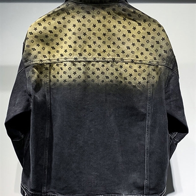 市场上装-夹克-休闲夹克