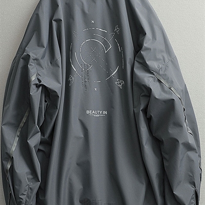 市场上装-夹克-休闲夹克