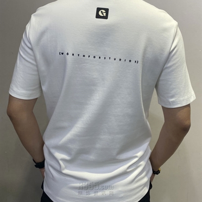 市场上装-T恤-休闲T恤