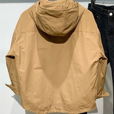 市场上装-夹克-休闲夹克