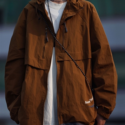 市场上装-夹克-休闲夹克