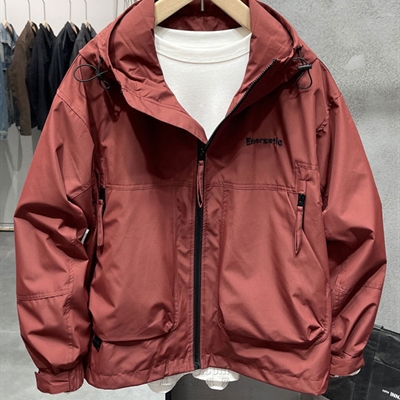 市场上装-夹克-休闲夹克