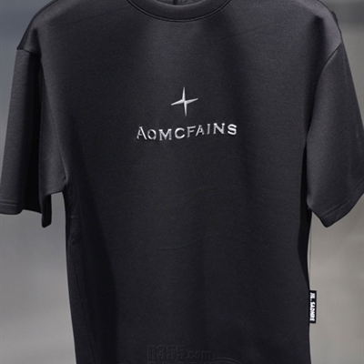 市场上装-T恤-欧货T恤