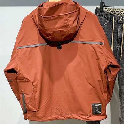 市场上装-夹克-休闲夹克