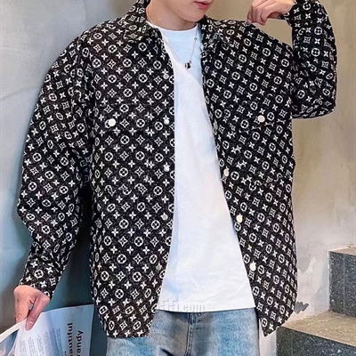 市场上装-夹克-休闲夹克