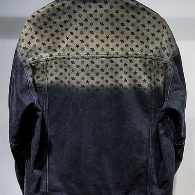 市场上装-夹克-休闲夹克