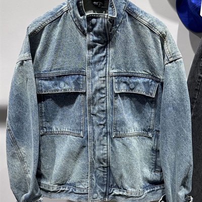 市场上装-夹克-休闲夹克