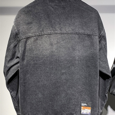 市场上装-夹克-休闲夹克