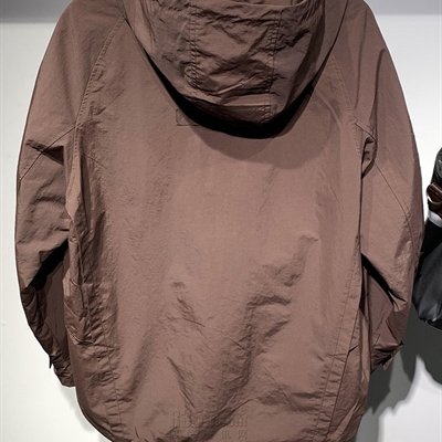 市场上装-夹克-休闲夹克