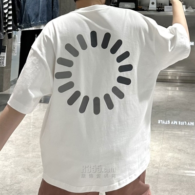 市场上装-T恤-休闲T恤