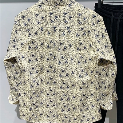 市场上装-衬衫-休闲衬衫