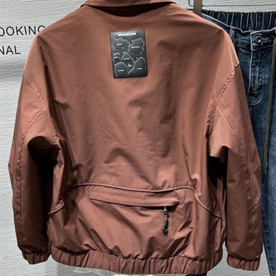 市场上装-夹克-休闲夹克