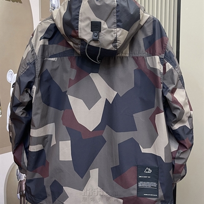 市场上装-夹克-休闲夹克