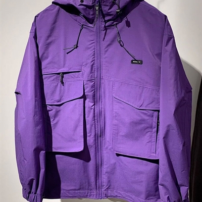 市场上装-夹克-休闲夹克