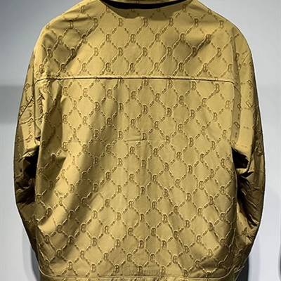 市场上装-夹克-休闲夹克