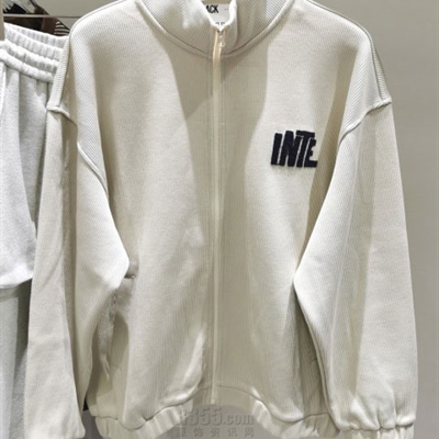 市场上装-夹克-休闲夹克