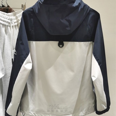 市场上装-夹克-休闲夹克