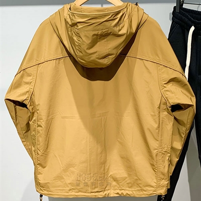 市场上装-夹克-休闲夹克