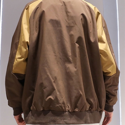 市场上装-夹克-休闲夹克