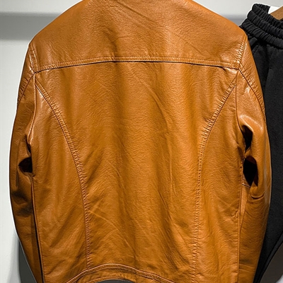 市场上装-皮衣-休闲皮衣