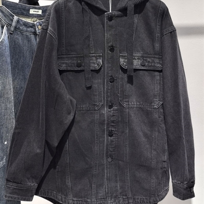 市场上装-夹克-休闲夹克