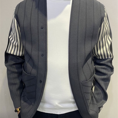 市场上装-毛衫-休闲毛衫