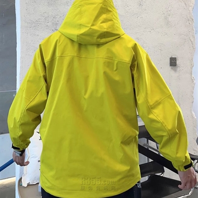 市场上装-夹克-休闲夹克