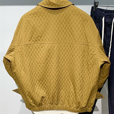 市场上装-夹克-休闲夹克