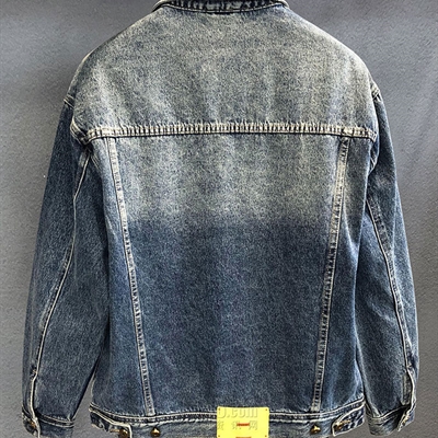 市场上装-夹克-休闲夹克