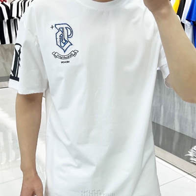 市场上装-T恤-欧货T恤