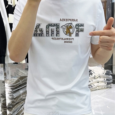 市场上装-T恤-欧货T恤