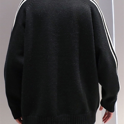 市场上装-毛衫-休闲毛衫