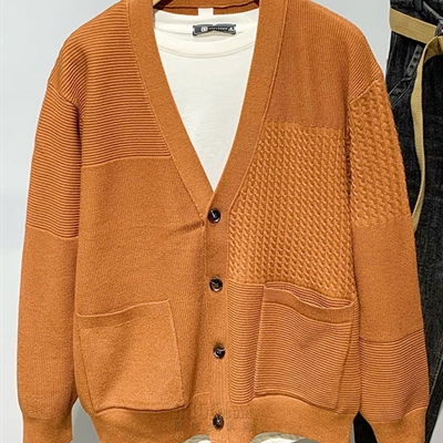 市场上装-毛衫-休闲毛衫