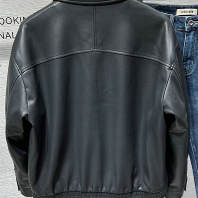 市场上装-皮衣-休闲皮衣