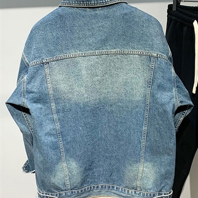 市场上装-夹克-休闲夹克